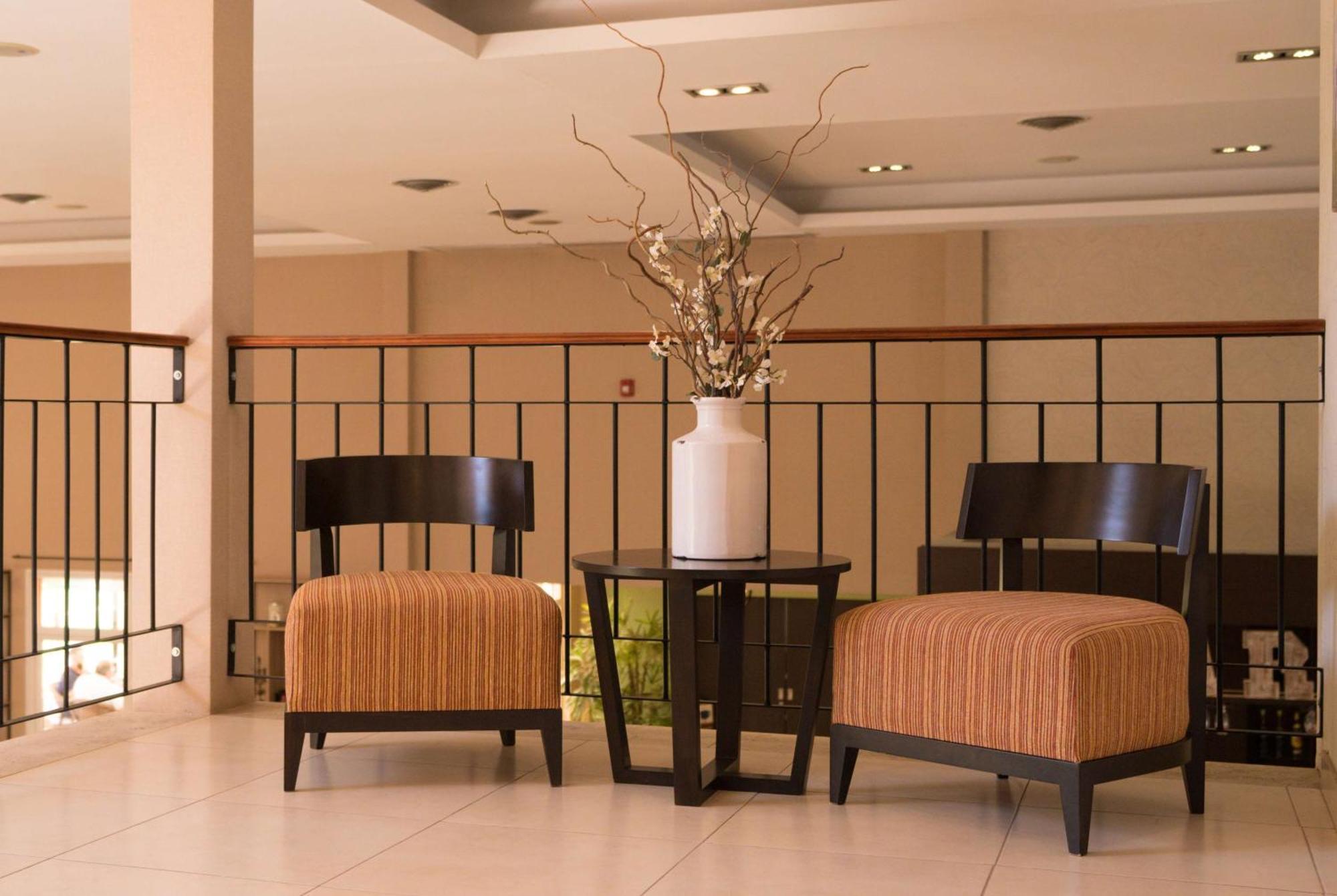 Howard Johnson Hotel & Resort Funes Exterior photo